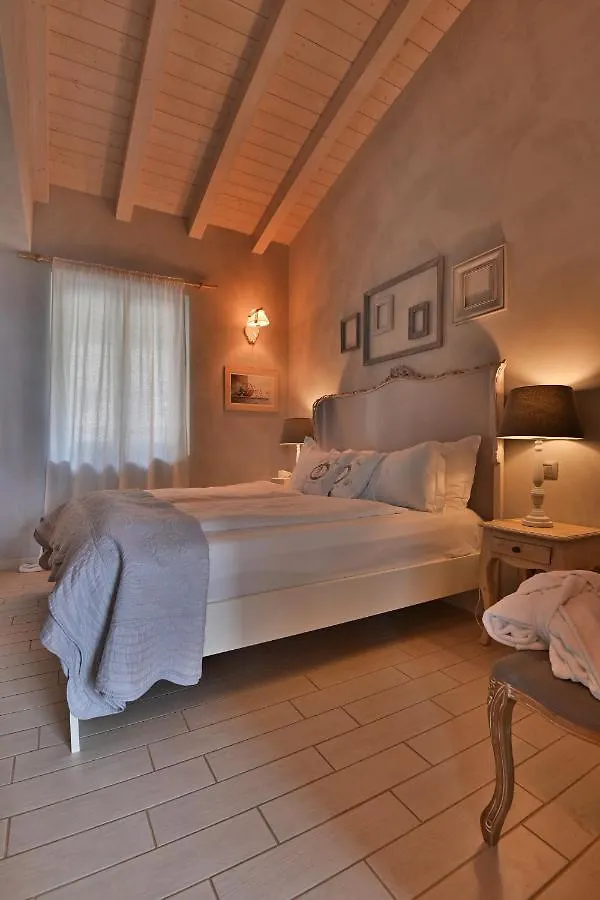 Apartment Bnb Borgo Le Vigne - Il Mosto Only Adults Tignale